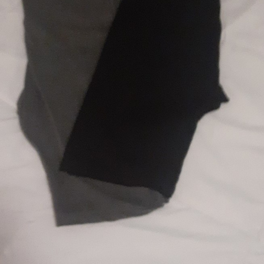 Clothes - Picture 11 of 16